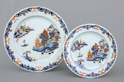 Deux plats Imari à décor de paysages, Chine, 18e