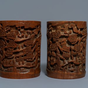 Deux pots à pinceaux en bambou et cinq socles en bois, Chine, 19/20ème — photo 2