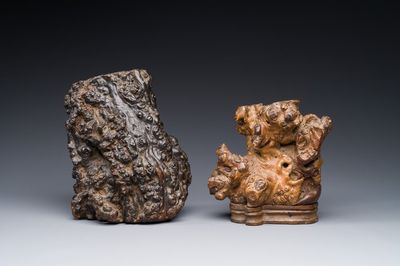 Deux pots à pinceaux en bois de ronce, 'bitong', Chine, 19ème
