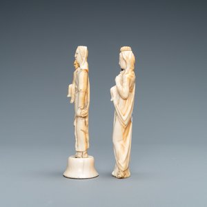 Deux statues de Vierges à l’Enfant en ivoire sculpté, Dieppe, France, 18ème — photo 3