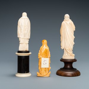 Deux statues de Vierges et une de Christ en ivoire et os, 19ème — photo 4