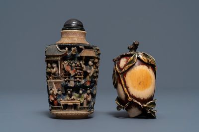 Deux tabatières en ivoire sculpté polychrome, Chine, 19ème