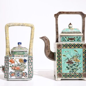 Deux théières et une assiette octogonale en porcelaine de Chine famille verte, Kangxi et après — photo 6