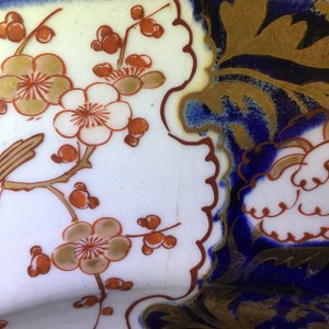 Deux très grands plats en porcelaine Imari de Japon, 17/18ème — photo 8
