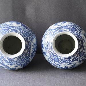 Deux vases couverts en porcelaine de Chine en bleu et blanc, Wanli — photo 11