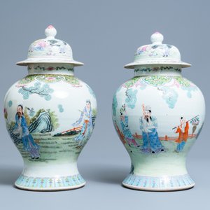 Deux vases couverts en porcelaine de Chine famille rose, marque de Qianlong, 19/20ème — photo 4