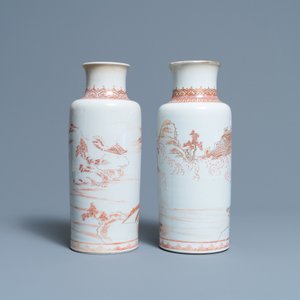 Deux vases de forme rouleau en porcelaine de Chine en rouge de fer et doré, Kangxi — photo 3