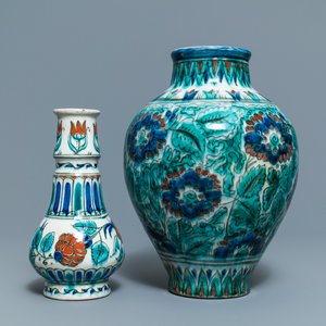 Deux vases de style Iznik en faïence de Delft, Porceleyne Fles, 1ère moitié du 20ème — photo 2