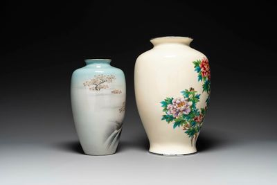 Deux vases en émaux cloisonnés à décor floral, Japon, Meiji/Taisho/Showa — photo 2