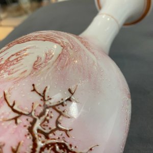 Deux vases en porcelaine de Chine coquille d'oeuf, marques en rougé, 20ème — photo 21