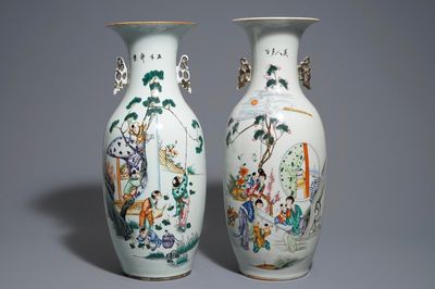 Deux vases en porcelaine de Chine famille rose, 19/20ème