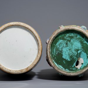 Deux vases en porcelaine de Chine famille rose, 19ème — photo 6