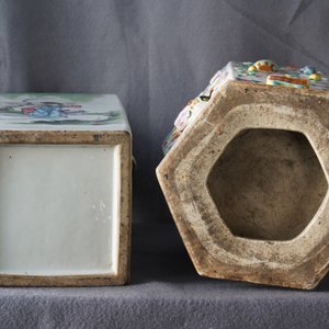 Deux vases en porcelaine de Chine famille rose, 19ème — photo 27