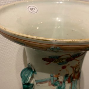 Deux vases en porcelaine de Chine famille rose, 19ème — photo 8