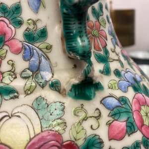 Deux vases en porcelaine de Chine famille rose, 19ème — photo 23