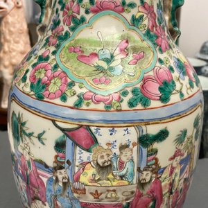 Deux vases en porcelaine de Chine famille rose, 19ème — photo 27