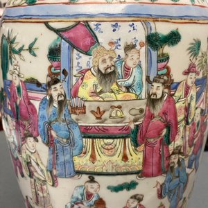 Deux vases en porcelaine de Chine famille rose, 19ème — photo 28
