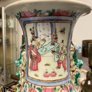 Deux vases en porcelaine de Chine famille rose, 19ème — photo 34