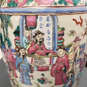 Deux vases en porcelaine de Chine famille rose, 19ème — photo 37