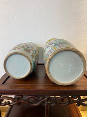Deux vases en porcelaine de Chine famille rose, 19ème — photo 8