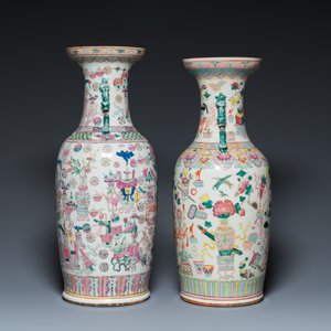 Deux vases en porcelaine de Chine famille rose à décor d'antiquités, 19ème — photo 4