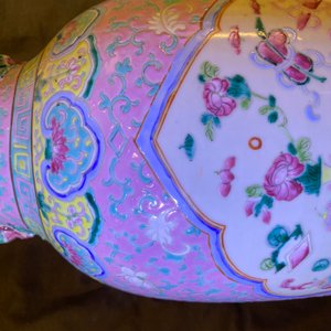 Deux vases en porcelaine de Chine famille rose pour le marché Straits ou Peranakan, 19ème — photo 16