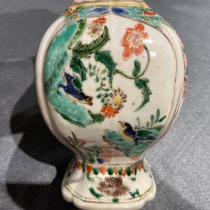 Deux vases en porcelaine de Chine famille verte à décor de qilins, Kangxi — photo 28