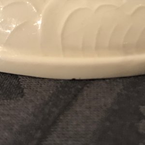Deux vases en porcelaine de Chine monochrome et une boîte en blanc de Chine de Dehua, 18/19ème — photo 19