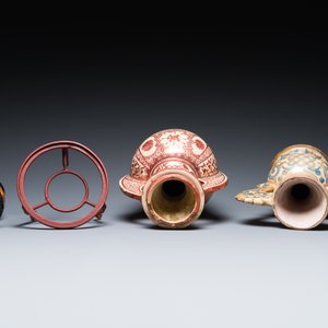 Deux vases hispano-mauresques à émail lustré de type 'Alhambra' et un vase en bois incrusté de pierres, Espagne et Afrique du Nord, 19/20ème — photo 6