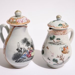 Deux verseuses couvertes en porcelaine de Chine famille rose pour l'export, Qianlong — photo 1
