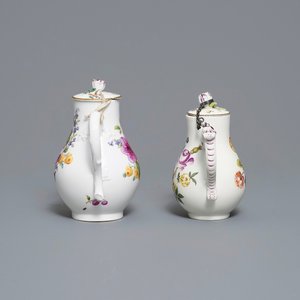 Deux verseuses en porcelaine de Meissen à décor floral, Allemagne, 18/19ème — photo 5