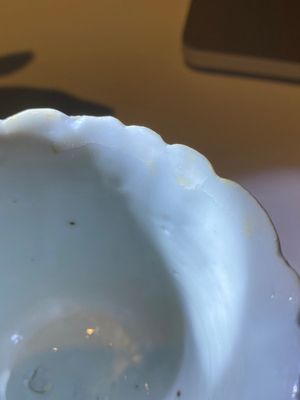 Deux verseuses et deux tasses et soucoupes en porcelaine de Chine famille rose à décor de lotus, Yongzheng — photo 29