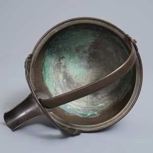 Deux verseuses tetsubin en fonte de fer et bronze, Japon, Meiji, 19ème — photo 9