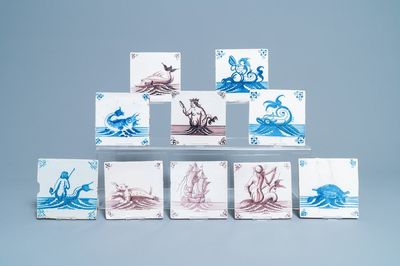 Dix carreaux en faïence de Delft en bleu, blanc et manganèse à décor de monstres marins, 17/18ème
