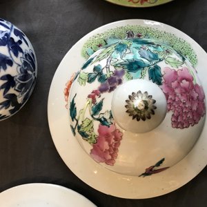 Dix couvercles en porcelaine de Chine, 18ème et après — photo 2
