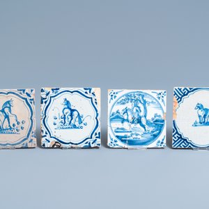 Dix-huit carreaux en faïence de Delft en bleu et blanc à sujet de chevaux, 17/18ème — photo 5
