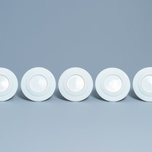 Dix-neuf assiettes en porcelaine de Chine en bleu et blanc, Qianlong — photo 9