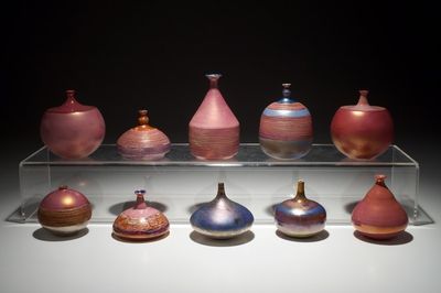Dix petits vases modernistes aux émaux bleuâtres et roses, Perignem et Amphora, 2ème moitié du 20ème