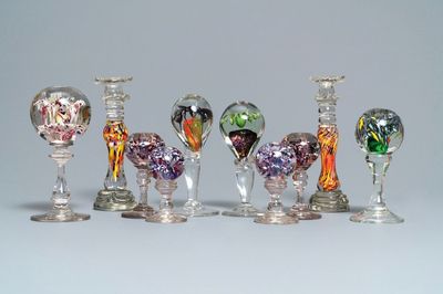 Dix presse-papiers et bougeoirs en verre, France, 18/19ème