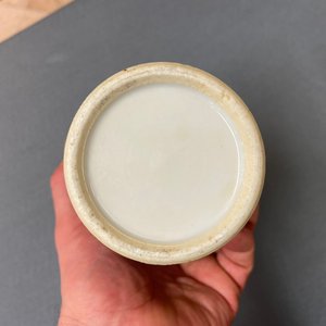 Dix vases en porcelaine en bleu et blanc, famille rose et de style Imari, la plupart Chine, Kangxi et après — photo 23