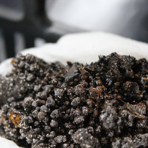 Doos met diverse mineralen en halfedelstenen — foto 1