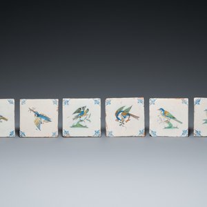 Douze carreaux en faïence polychrome de Delft à décor d'oiseaux, 17ème — photo 3