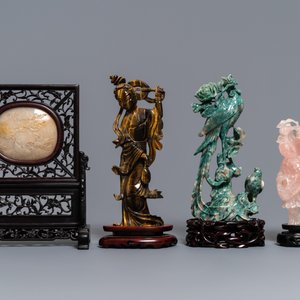 Douze oeuvres en pierre dure sculptée et un écran de table, Chine, 19/20ème — photo 2