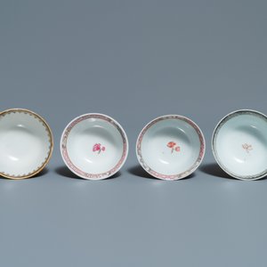 Douze tasses et huit soucoupes en porcelaine de Chine grisaille, Yongzheng/Qianlong — photo 16