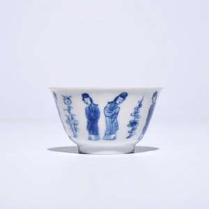Douze tasses et soucoupes en porcelaine de Chine bleu et blanc, Kangxi — photo 7