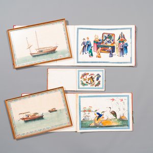 Drie albums en twee kaders met Chinese rijstpapier schilderingen van figuren, fauna en flora, Tak Shang Saihing St. Canton, 19/20e eeuw — foto 1