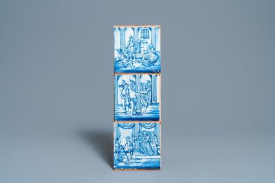 Drie blauw-witte Delftse tegels met bijbelse voorstellingen, 18e eeuw