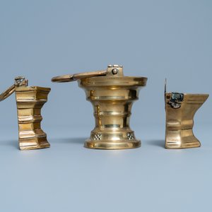 Drie bronzen wijwateremmers, Vlaanderen, 16/17e eeuw — foto 5