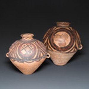 Drie Chinese beschilderde aardewerken potten, Majiayao Yangshaocultuur, 3/2e millennium v.C. — foto 2