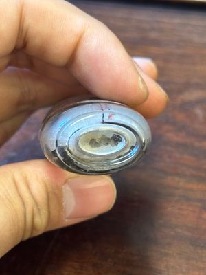 Drie Chinese binnenin beschilderde glazen snuifflesjes, 20e eeuw — foto 16